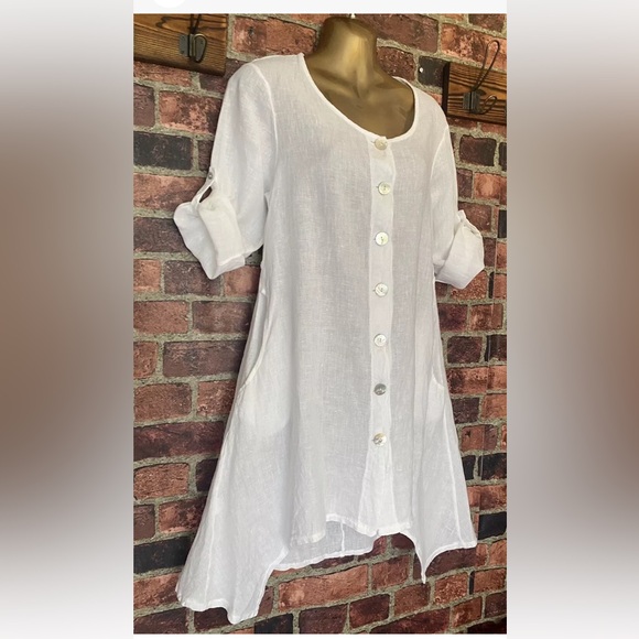 AM Basics 100% linen, beige, lagenlook, asymmetric, button down, tunic!  Large - Picture 14 of 17